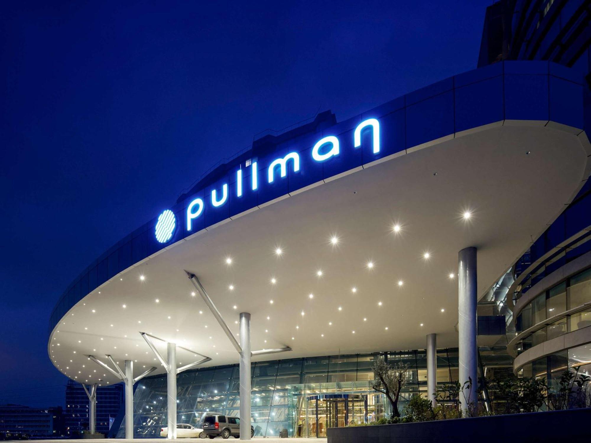 Pullman Istanbul Hotel & Convention Center Exterior foto